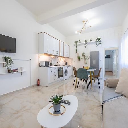 Modern Apartment 200M From Acropolis 100Mbps Netflix Athens Luaran gambar