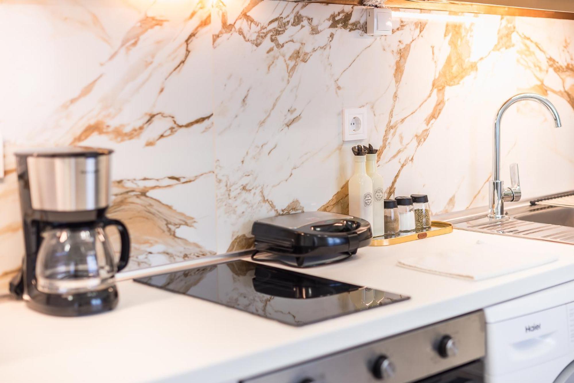 Modern Apartment 200M From Acropolis 100Mbps Netflix Athens Luaran gambar